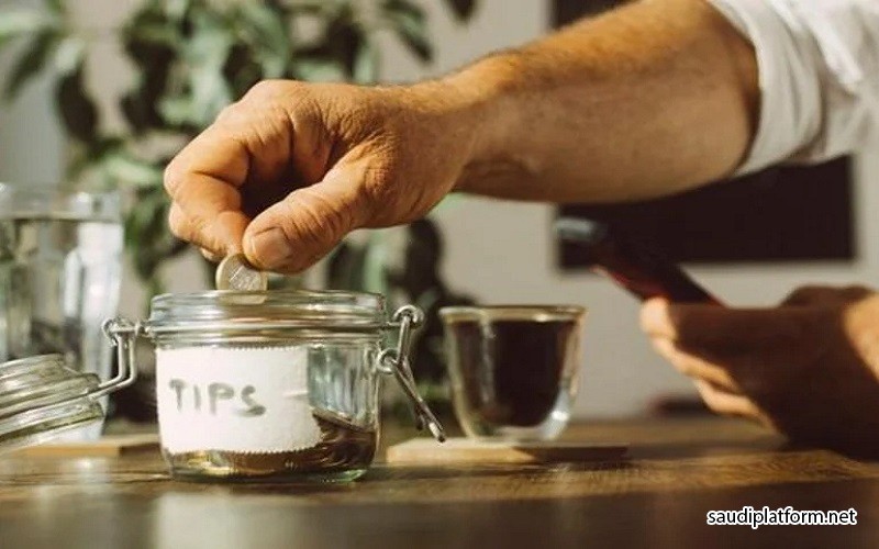 البقشيش : من الهدايا النقدية إلى "اللايكات" الرقمية